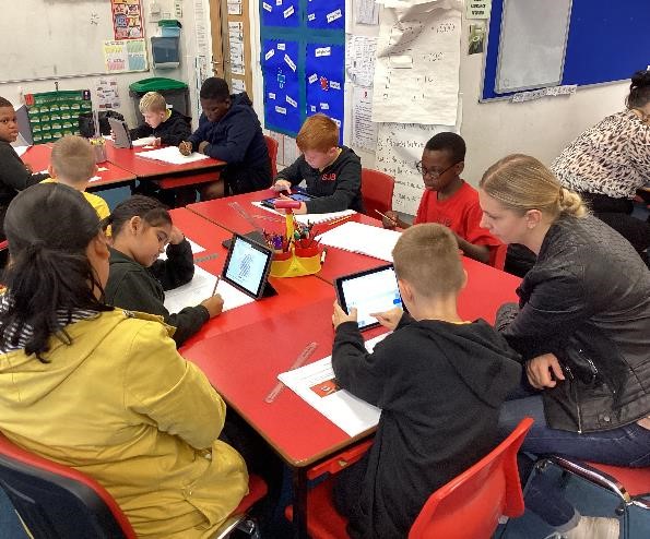 📝🌟 Year 4 Poetry Workshop – Gratitude to Our Engaged Parents! 🙏👨👩👧👦